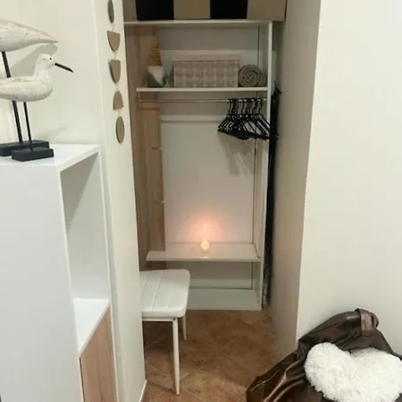 Single Private Ensuite, *
