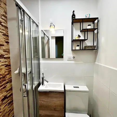 Holibai, Rulina , Single Private Ensuite, Apartamento Baiona