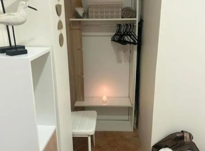 Single Private Ensuite, *